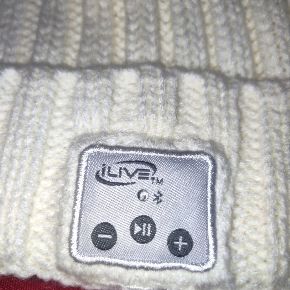 ILIVE Bluetooth Winter Ladies Winter Beanie Cap Tested Looks New